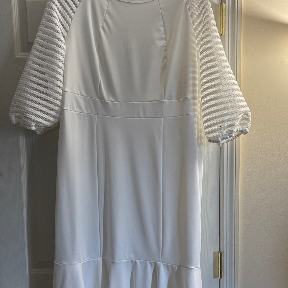 Chic White Long Sleeve Dress